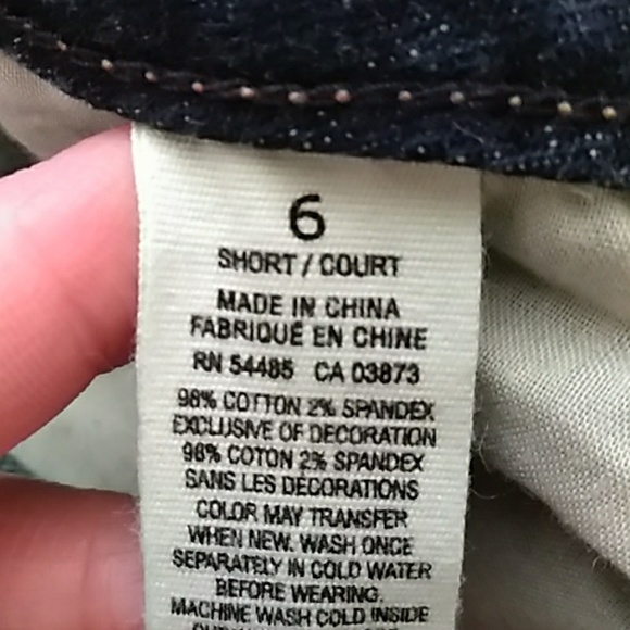 American Eagle Skinny Kick Frayed Jeans Sz 6Short - Picture 2 of 8